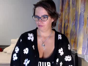 sneakymiky
