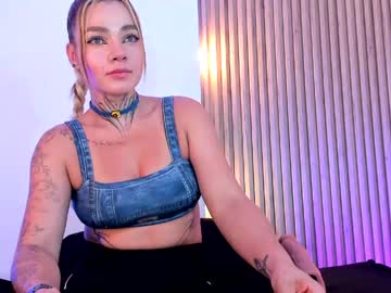 violeta queen11
