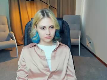 angelinaholly