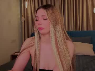 chloe  lov