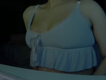 kimnextdoor