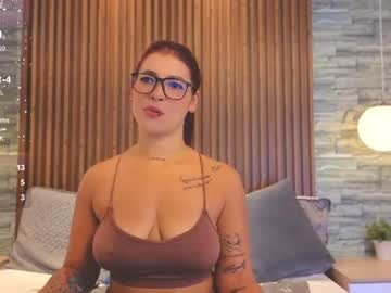 mia milf x
