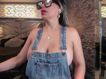 nicolle  doll