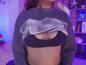 nikerly hot