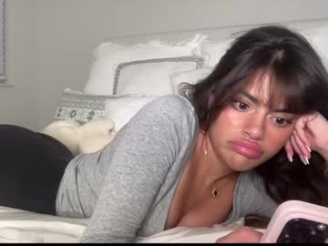 pouty selena