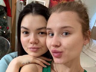 scarlettandbeni